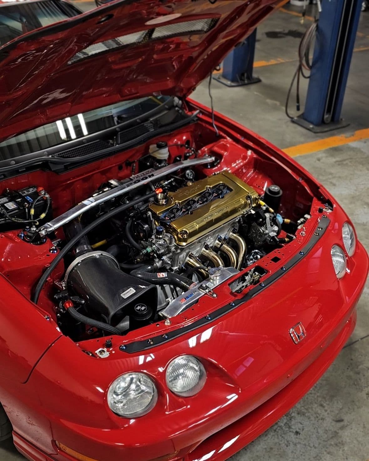 1995 Acura Integra GS-R engine bay